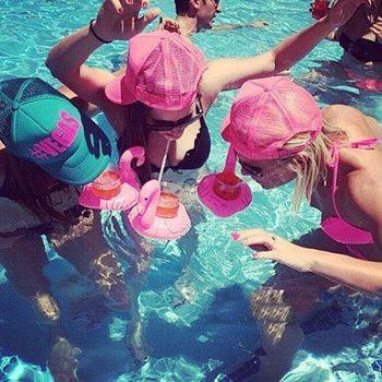 2 Pack - Floating Flamingo Drink Holder - It's Pool Time! - Next Deal Shop
 - 2