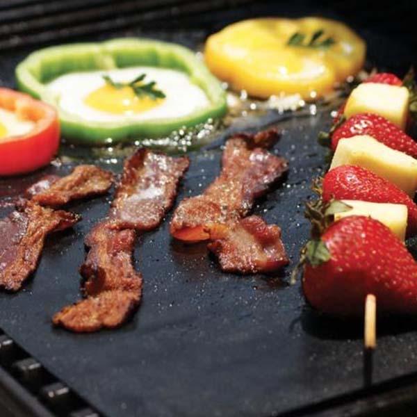 2 Pcs BBQ Non-Stick Grilling Mats - No More Messy Grills!